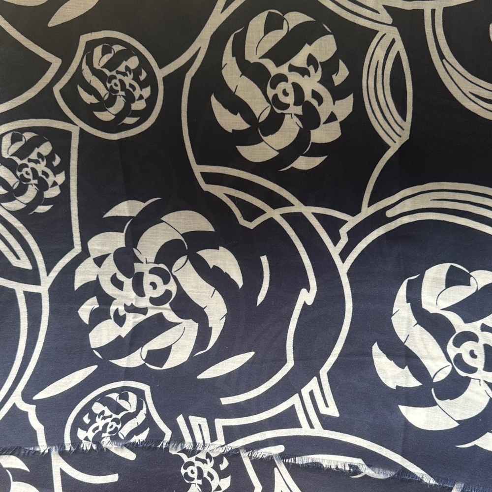 Camilla Patterned Scarf, NWT